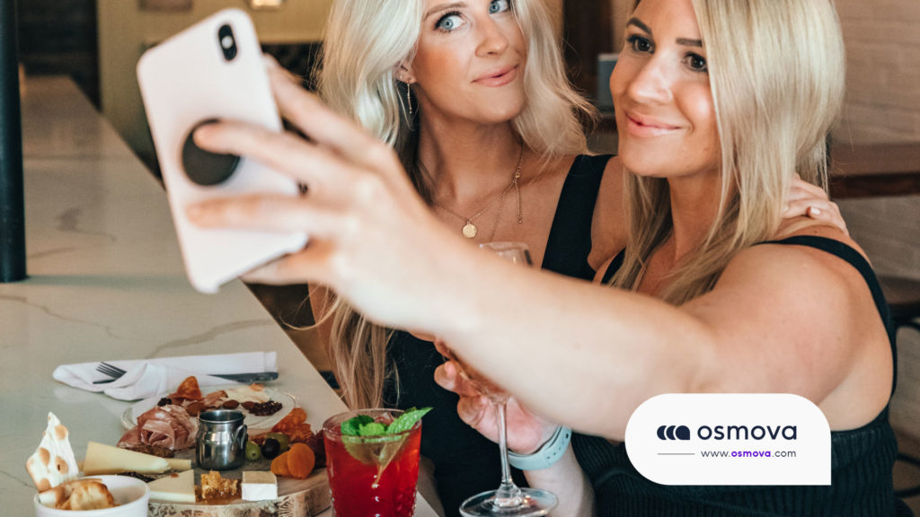 communication restaurant