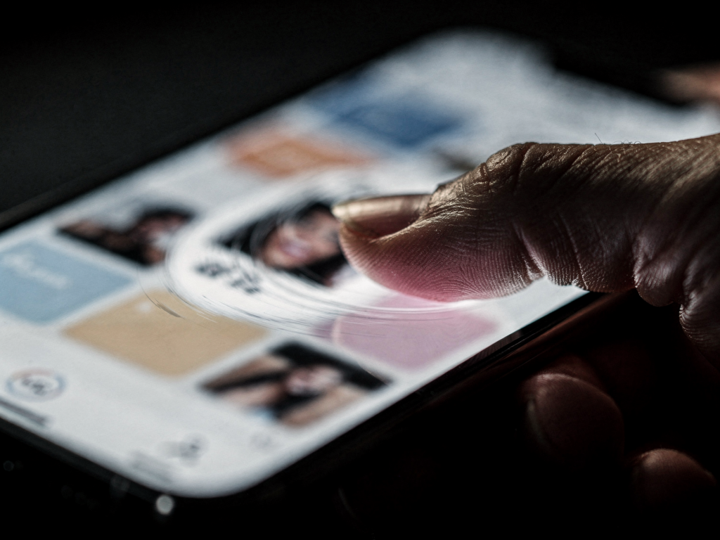 hook-publicitaire-capter-attention-scroll