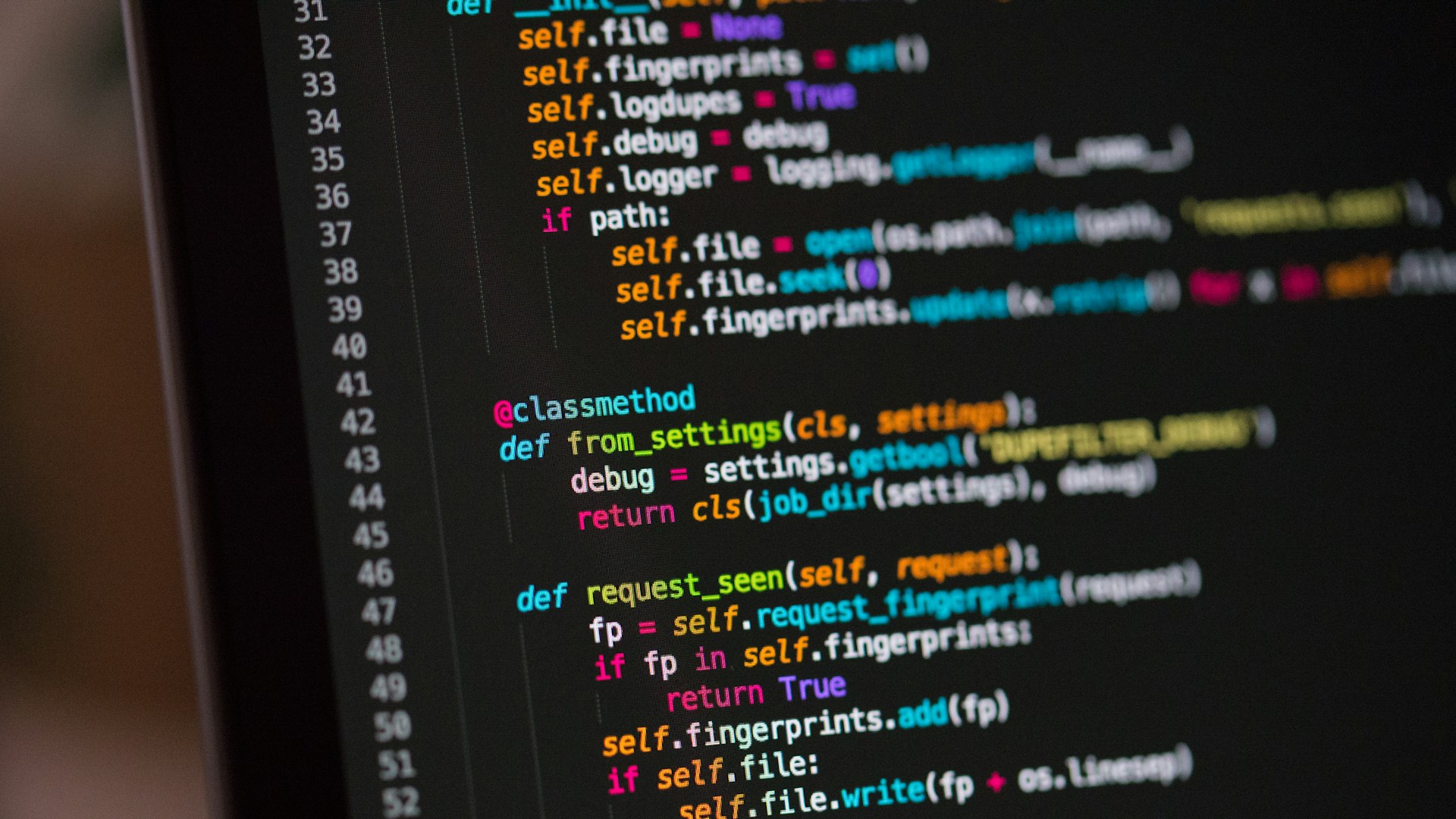 Minifier le CSS et le JavaScript : ce que ça fait gagner vraiment et comment le faire