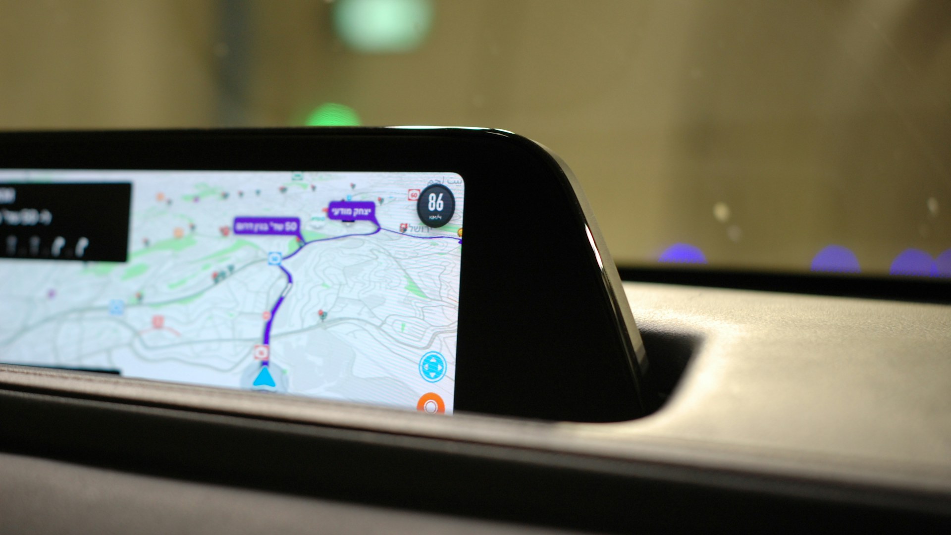 Waze prépare les détours et repères sponsorisés dans les itinéraires Waze prépare les détours et repères sponsorisés dans les itinéraires