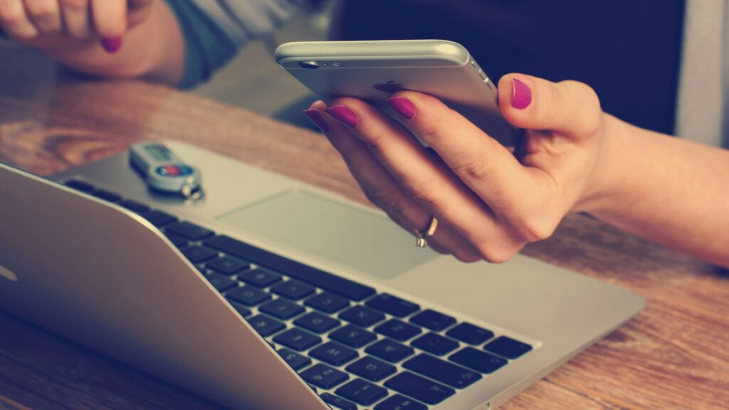 Usage d'internet en France : les chiffres clés 2026